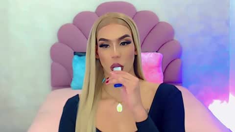 BRIANA online show from February 9, 4:57 am