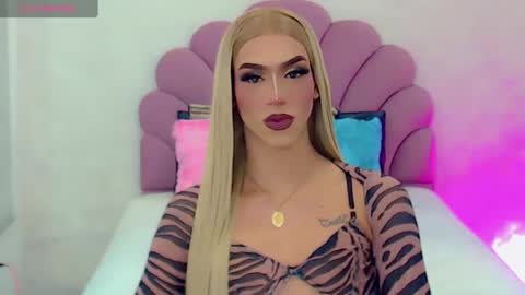 BRIANA online show from February 18, 1:43 am