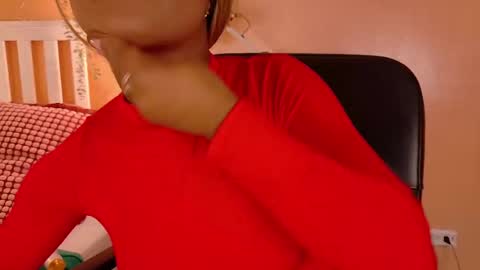 Snapshot of briannajackson_ chatting on October 10, 12:00 pm brianna online show from October 10, 12:00 pm