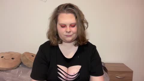 Brianna online show from December 16, 1:17 pm