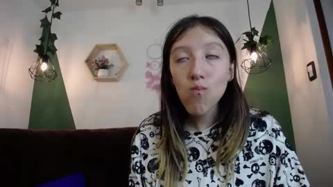 briarandblair online show from February 13, 2:09 pm