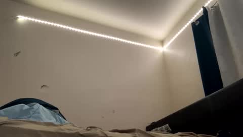 brick280446 online show from February 5, 9:24 am