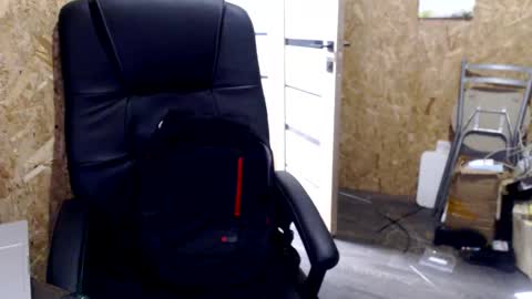 brilliantly online show from November 27, 4:58 pm