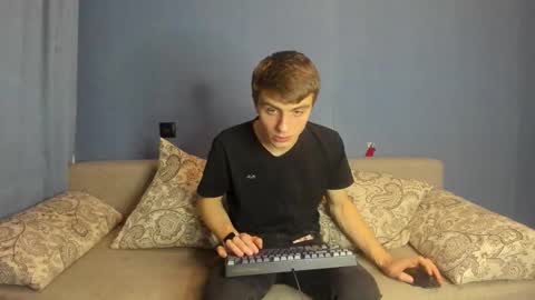 bristlebback online show from November 17, 3:36 pm