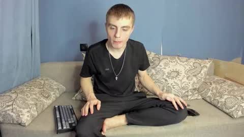 bristlebback online show from March 25, 5:52 pm