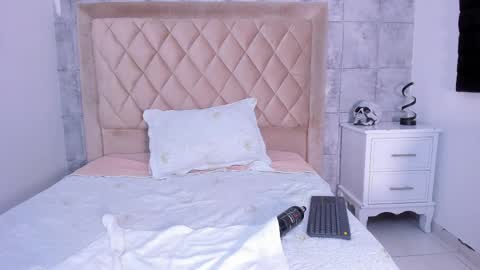 britanyfoxx online show from September 18, 11:09 pm