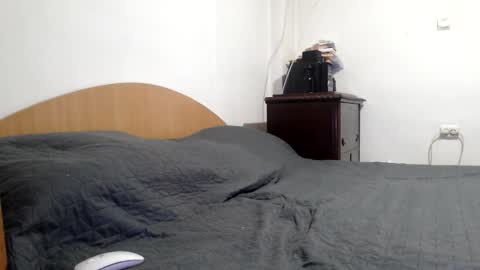 Britney online show from February 15, 11:42 am