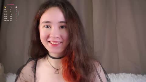 Lina online show from March 2, 11:28 am