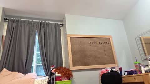 brkenprincess81 online show from October 29, 3:25 pm