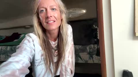 Brock n Jess online show from February 18, 12:21 am