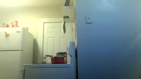 brodyb545755 online show from October 9, 11:32 pm