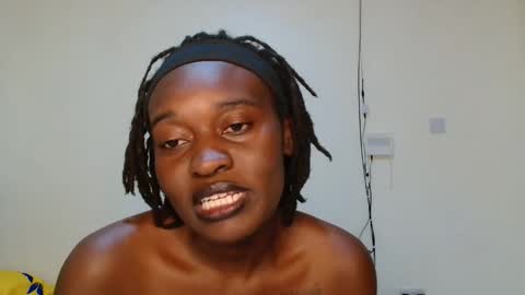 broken_haloo online show from April 3, 4:47 pm