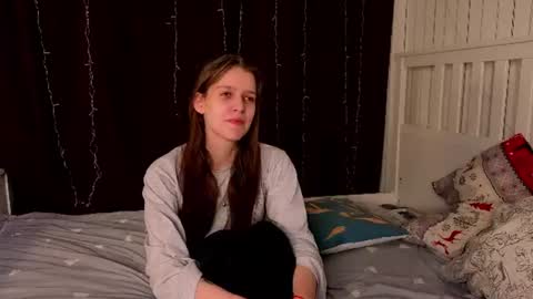 Lily online show from July 7, 7:18 pm