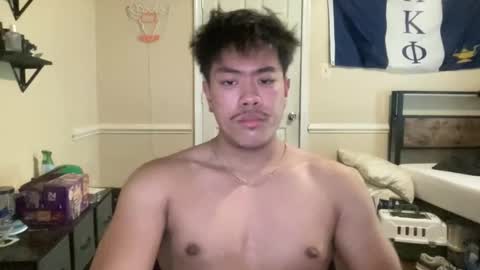 bronoslide online show from April 15, 2:20 pm