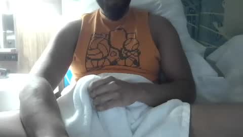 brownbd32 online show from February 4, 10:24 pm