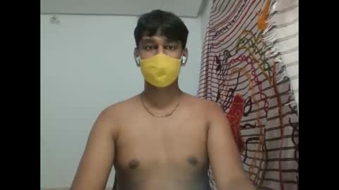 brownguy2505 online show from December 16, 6:59 pm