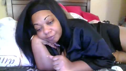 brownroundrenee online show from December 1, 8:40 pm