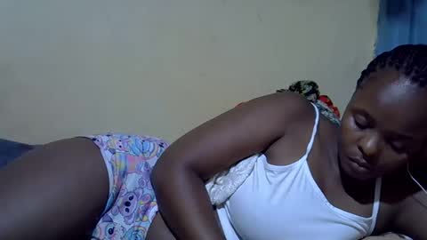 brownsexy_baby online show from October 19, 3:33 am