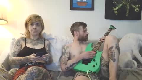 Canadiantryoncouple online show from February 5, 12:58 am