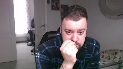 Bruce online show from February 6, 1:43 pm