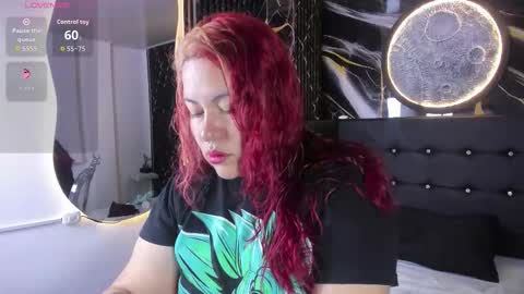 Snapshot of bruja_scarlata chatting on October 11, 11:04 am Bruja SCarlata online show from October 11, 11:04 am
