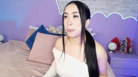 Brunah online show from February 25, 1:58 pm