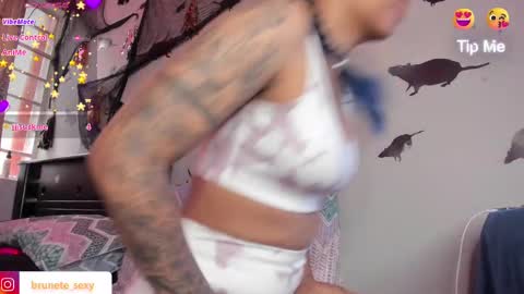 brunette online show from October 6, 4:36 pm