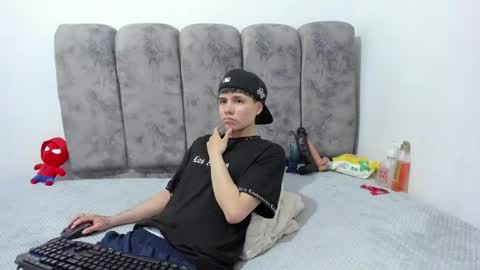Bruno Cruz online show from June 16, 2:04 am