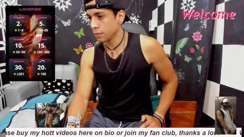 Snapshot of brunocuttie94 chatting on September 16, 6:44 pm Join my fan club here 150 tokens a month online show from September 16, 6:44 pm