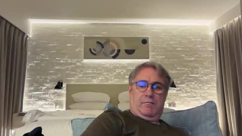 BrnWilly online show from November 15, 4:08 pm