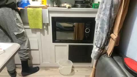 Steve... aka SkinnieDippin aka TimberTramp online show from April 1, 4:24 am