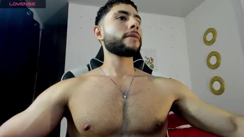 bryan_oficials online show from February 25, 4:16 am