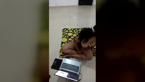 bryana_jones online show from May 16, 12:40 am