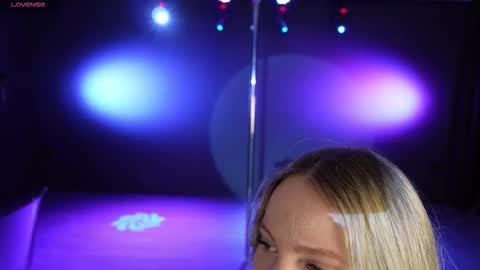 Bubble  gum  online show from November 18, 8:45 pm