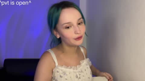 bubble_b00 online show from January 6, 3:40 pm