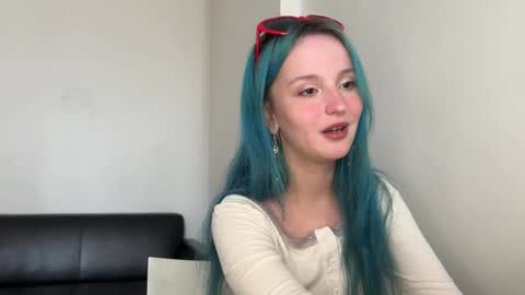 bubble_b00 online show from January 16, 8:54 am