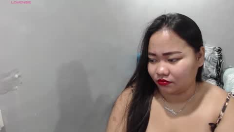 Snapshot of bubblebuttpinay chatting on October 6, 3:35 am Sunshine online show from October 6, 3:35 am
