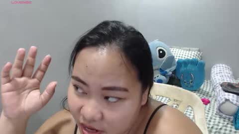 Snapshot of bubblebuttpinay chatting on October 15, 8:26 am Sunshine online show from October 15, 8:26 am