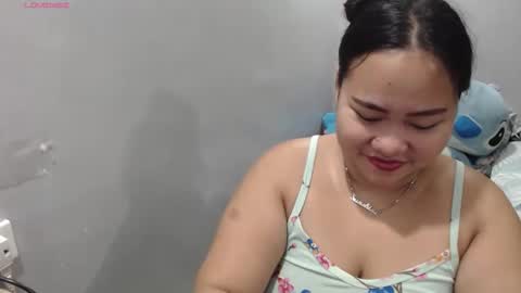 Snapshot of bubblebuttpinay chatting on October 5, 3:26 am Sunshine online show from October 5, 3:26 am