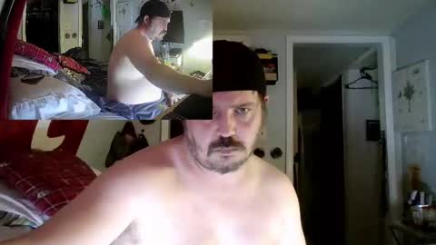 Snapshot of budsonly33 chatting on January 6, 6:31 pm budsonly33 online show from January 6, 6:31 pm