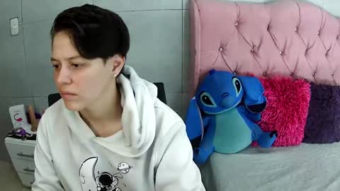 bug2025 online show from December 20, 2:18 am