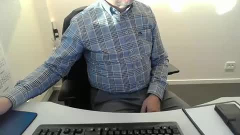 buggemann online show from November 7, 8:39 am