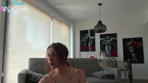 Snapshot of bumbum_kalibum chatting on October 8, 5:08 pm Ivan online show from October 8, 5:08 pm