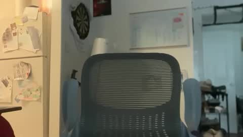 bumlover4567 online show from April 17, 9:50 pm