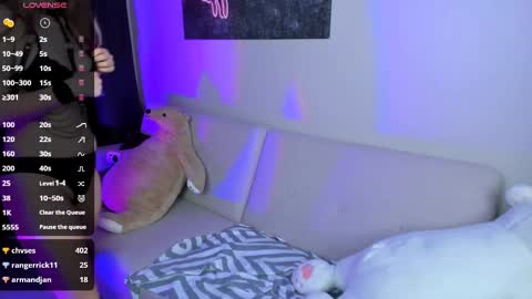 Snapshot of bunny__of_love chatting on February 11, 9:42 am Sasha online show from February 11, 9:42 am