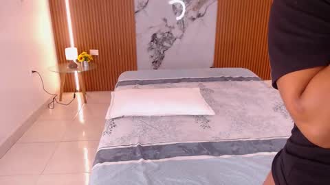 Rossi Hill online show from March 17, 12:21 pm