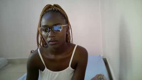 bunny_bliss1 online show from May 1, 11:15 am