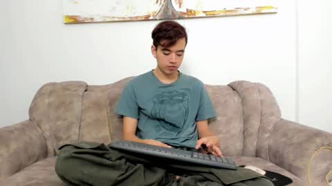 bunny online show from November 18, 12:30 pm