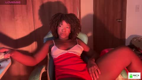 Snapshot of bunny_secrets chatting on September 19, 6:17 am Isa online show from September 19, 6:17 am