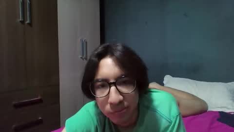 Bunny Wang online show from December 16, 4:41 am